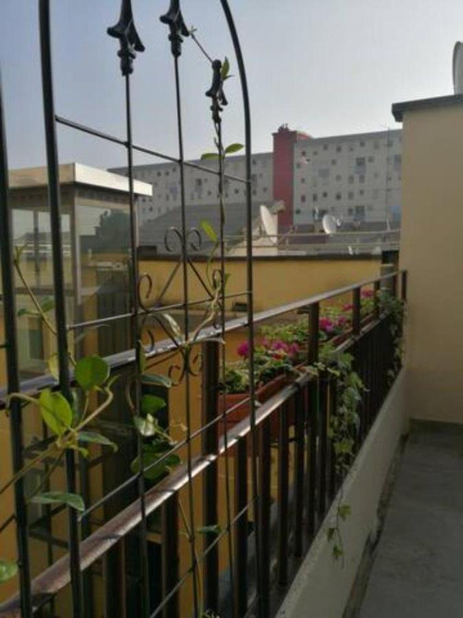 Con Grande Terrazzo In Via Lomellina - Lome 527 Apartamento Milán