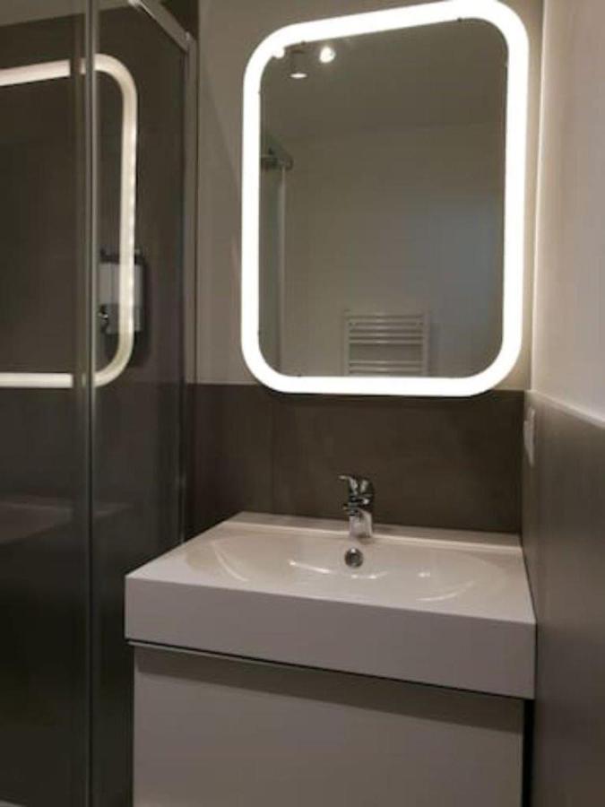 Apartamento Con Grande Terrazzo In Via Lomellina - Lome 527 Milán